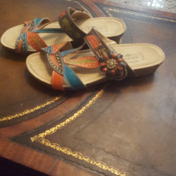 Spring Step Size 38, Olive Multi 
Floral embossed - Picture 8 of 8